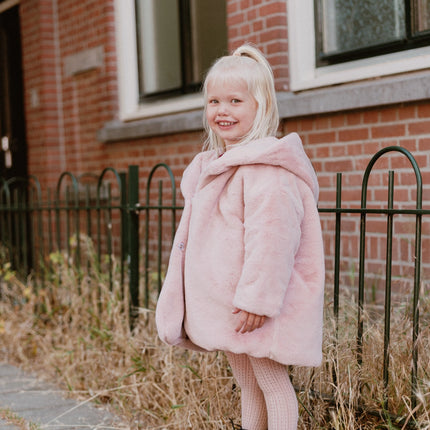 Fluffy roze winterjas met capuchon
