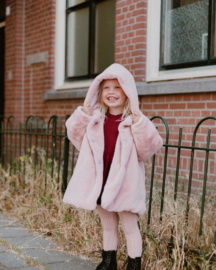 Fluffy roze winterjas met capuchon